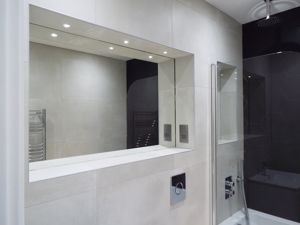 Photo 8- click for photo gallery